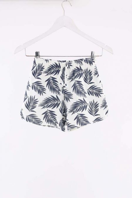 Pantaloni scurti Zara cu talie elastica si imprimeu frunze, fete