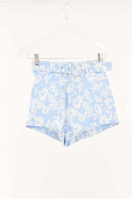 Pantaloni scurti Zara cu talie inalta si motive florale, dama