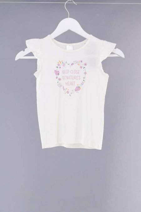 Tricou C&A model cu umeri valuriti  si  imprimeu inscriptionat, fete