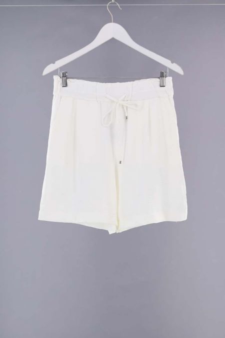 Pantaloni scurti C&A cu talie elastica, dama