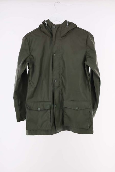 Jacheta Manor de ploaie, fete